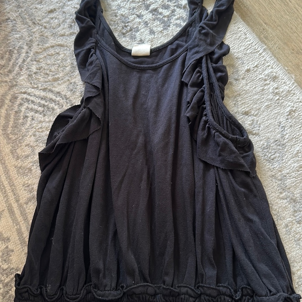 Wild Pearl black tank